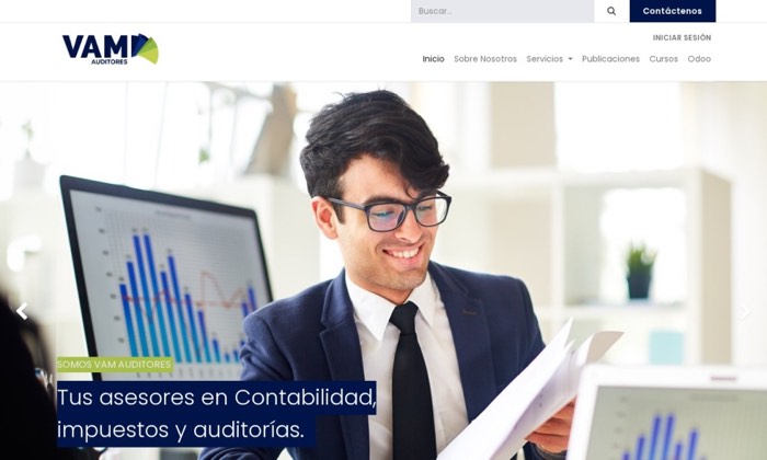 Sitio web de VAM Auditores (Auditoría) diseñado por Signage RD